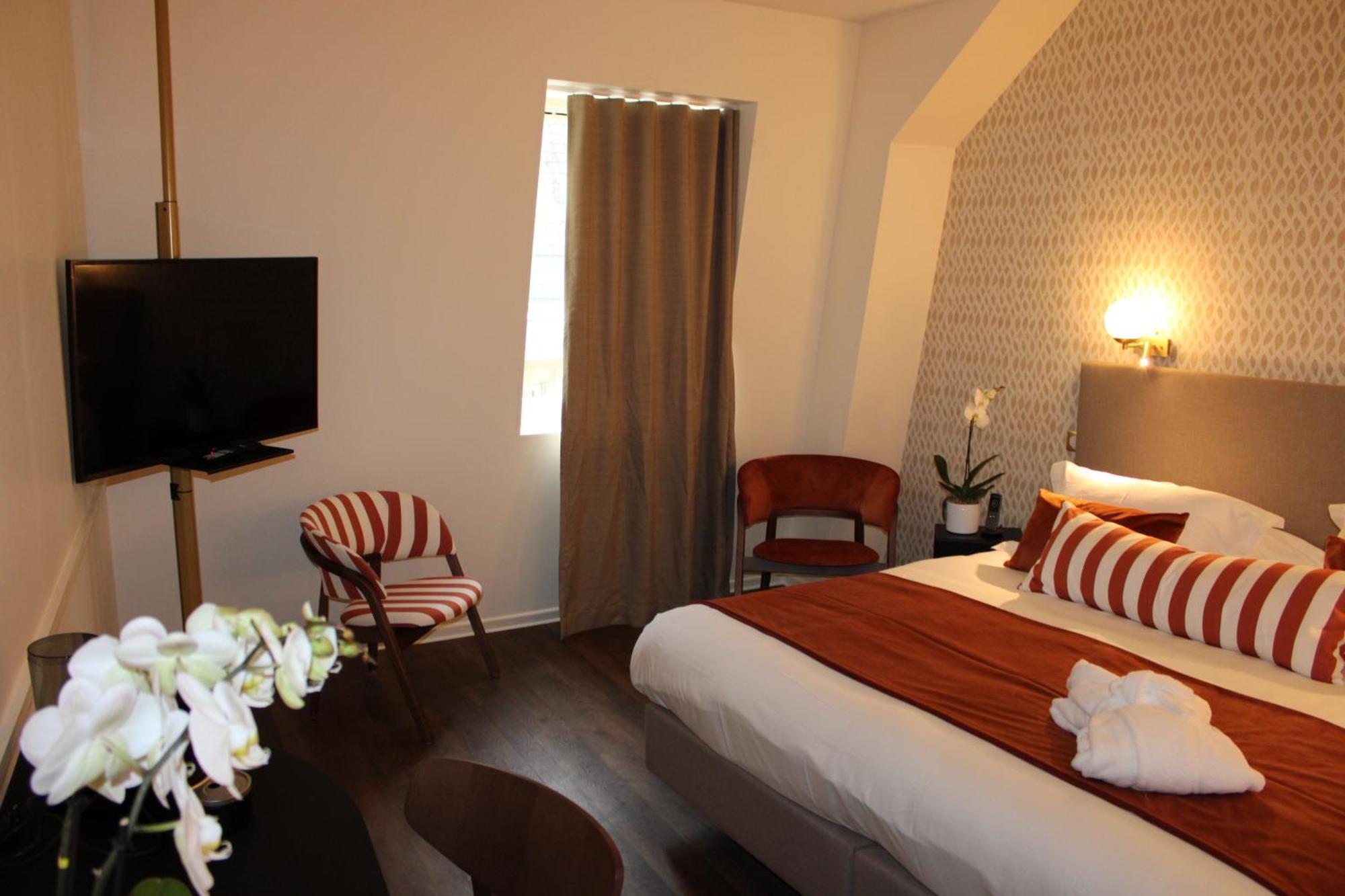 Hotel La Truffe Noire Brive-la-Gaillarde Exterior foto